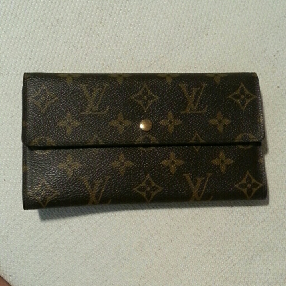 Louis Vuitton wallet